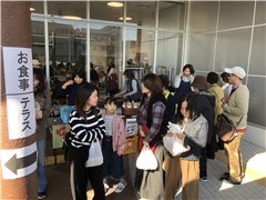 バザー風景1