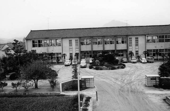 大川中学校