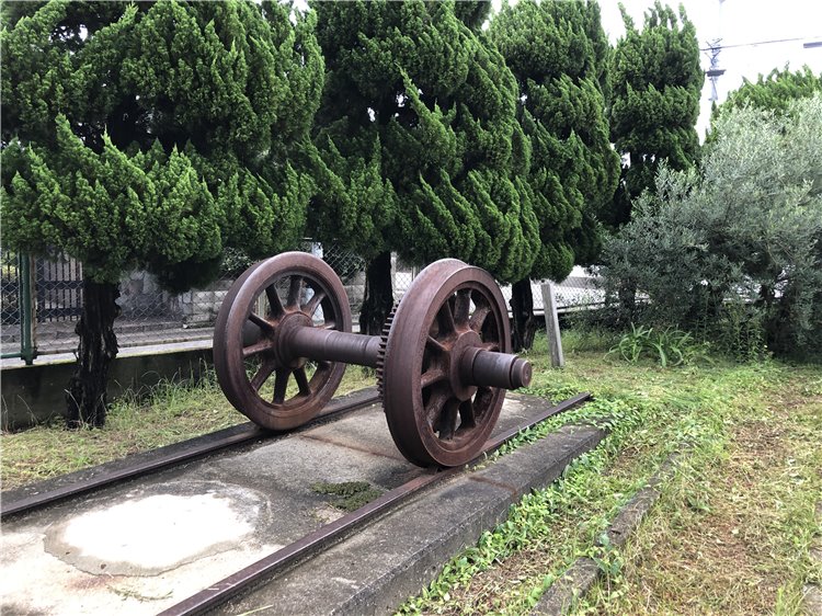 車輪の画像